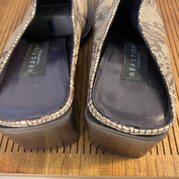Women's Snakeskin Patterned Mules - Picture 6 of 7